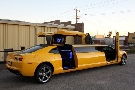 Camaro phiên bản Transformers độ kiểu limousine | Báo Dân trí